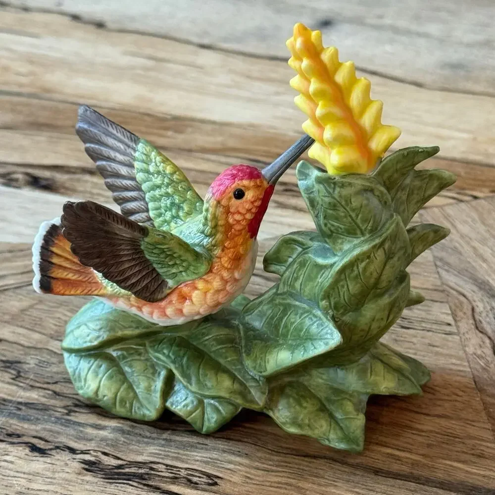 Vintage 1996 Bronson Collectibles Allens Hummingbird with Aphelandra Figurine 4